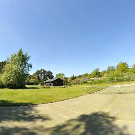 Unique Place With Tennis Court For The Active * Nykøbing Sjælland